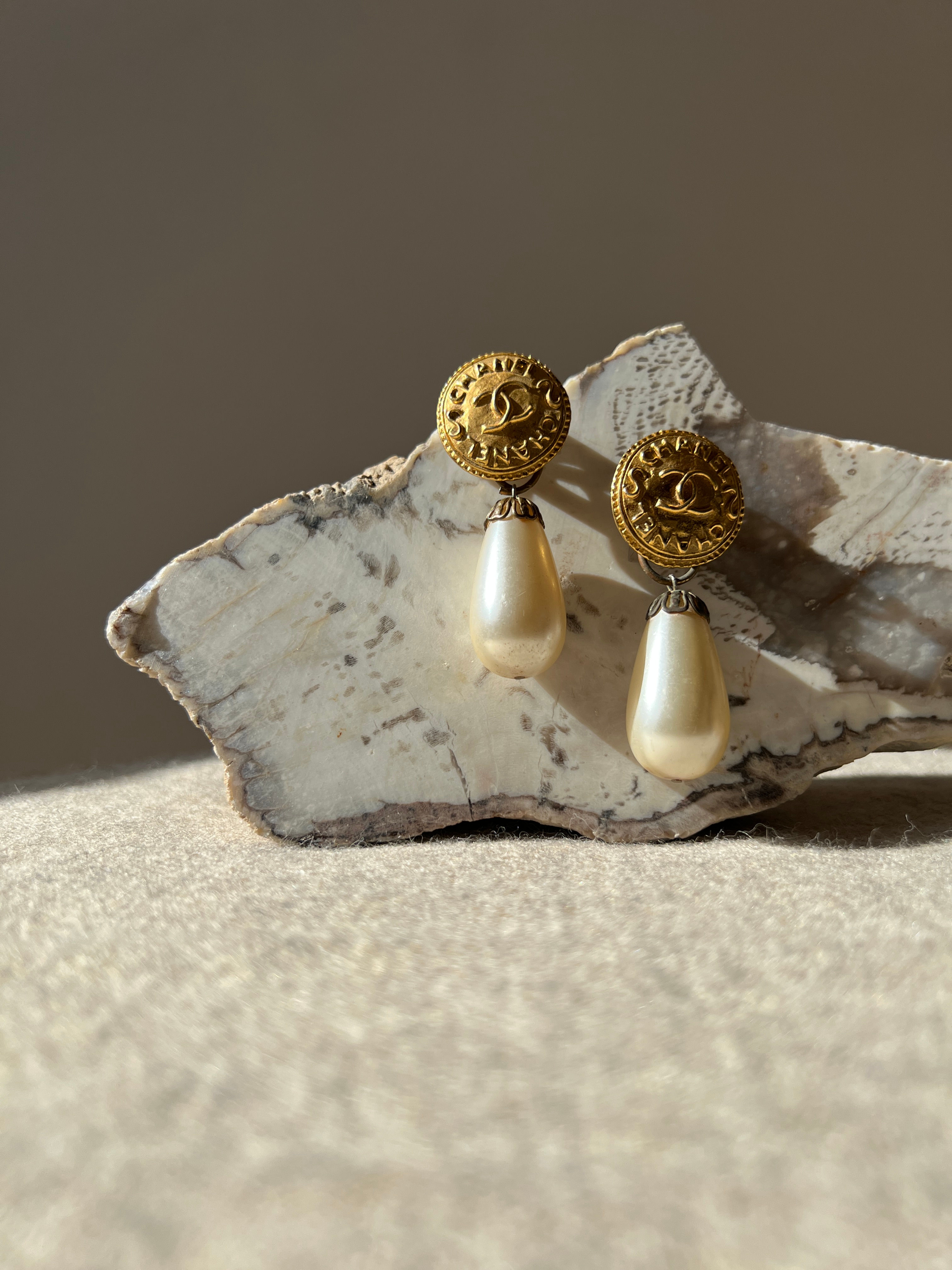 Vintage Chanel Gold & Pearl Clip-On Teardrop Earrings