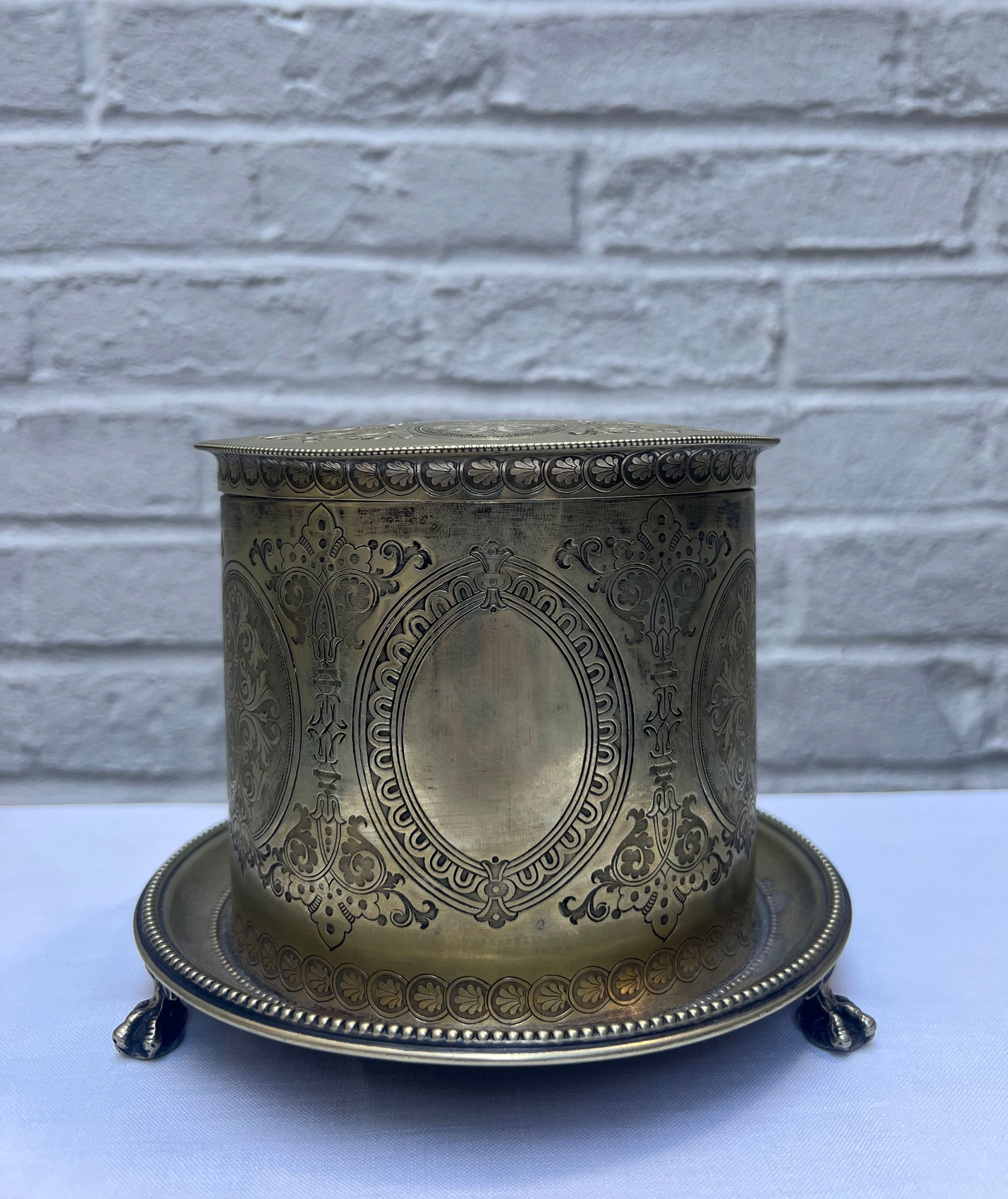 Vintage Walker and Hall Silver Plated Inlay Engraved Biscuit Barrel