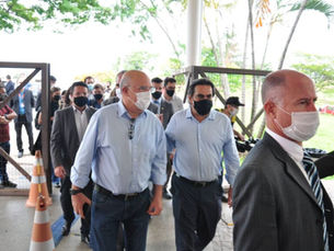 Ministro da Educação em Divinópolis promove integração entre municípios e MEC