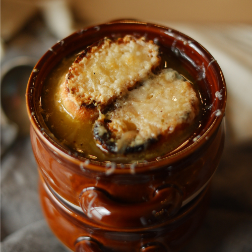 מרק בצל צרפתי עשיר