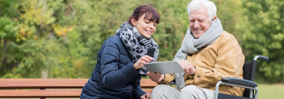 abuelito parque .png