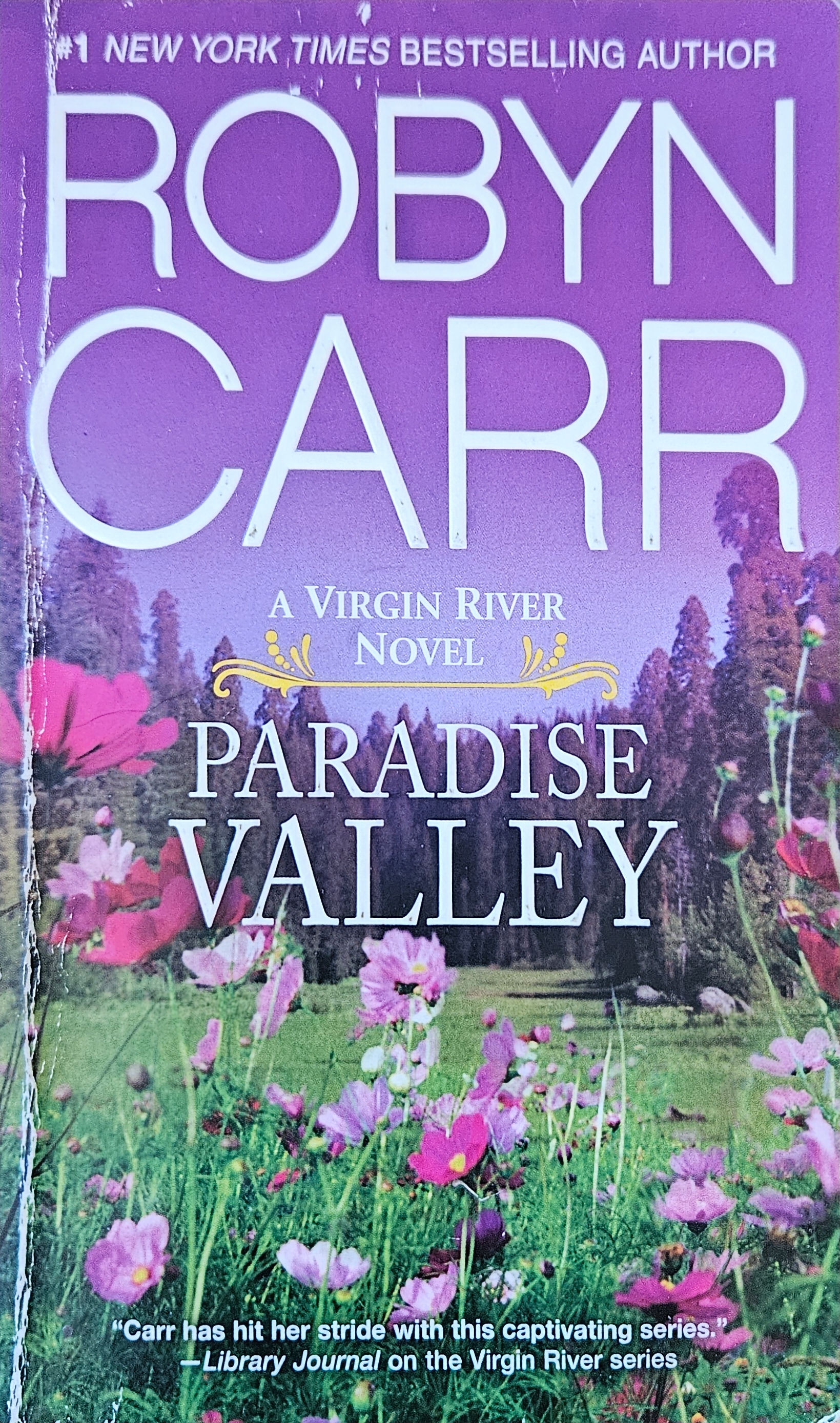 Paradise Valley by Robyn Carr
