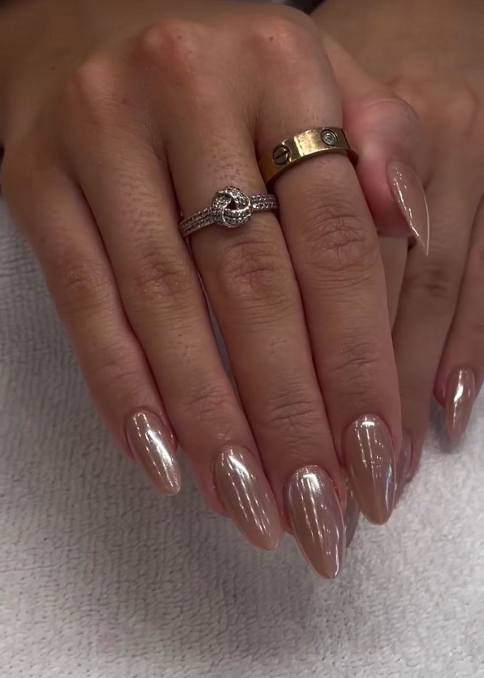 4F0C38B2-675A-41F3-80AA-420432693AA6