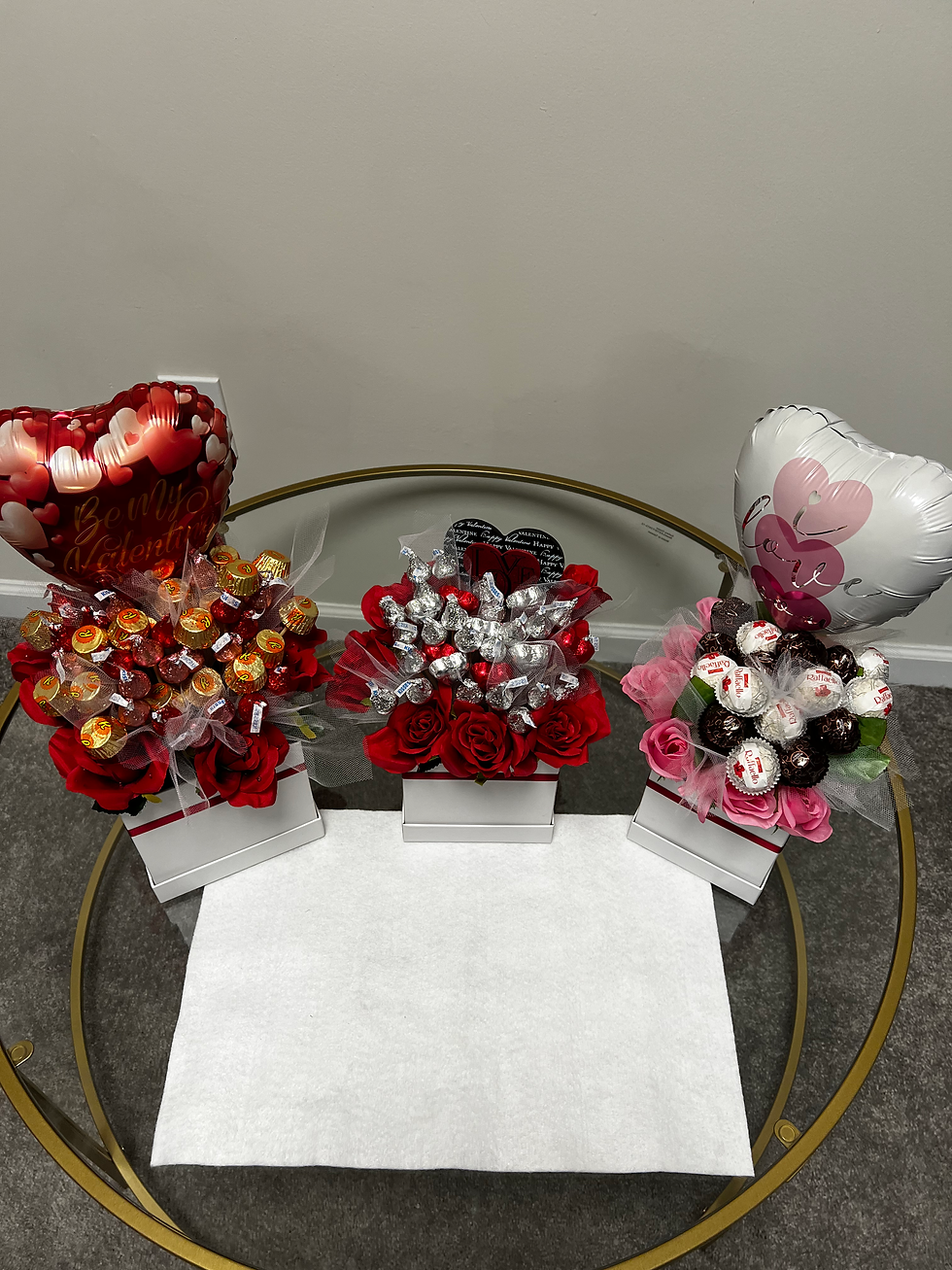 Thumbnail: Custom Medium Valentine’s Day Boxes