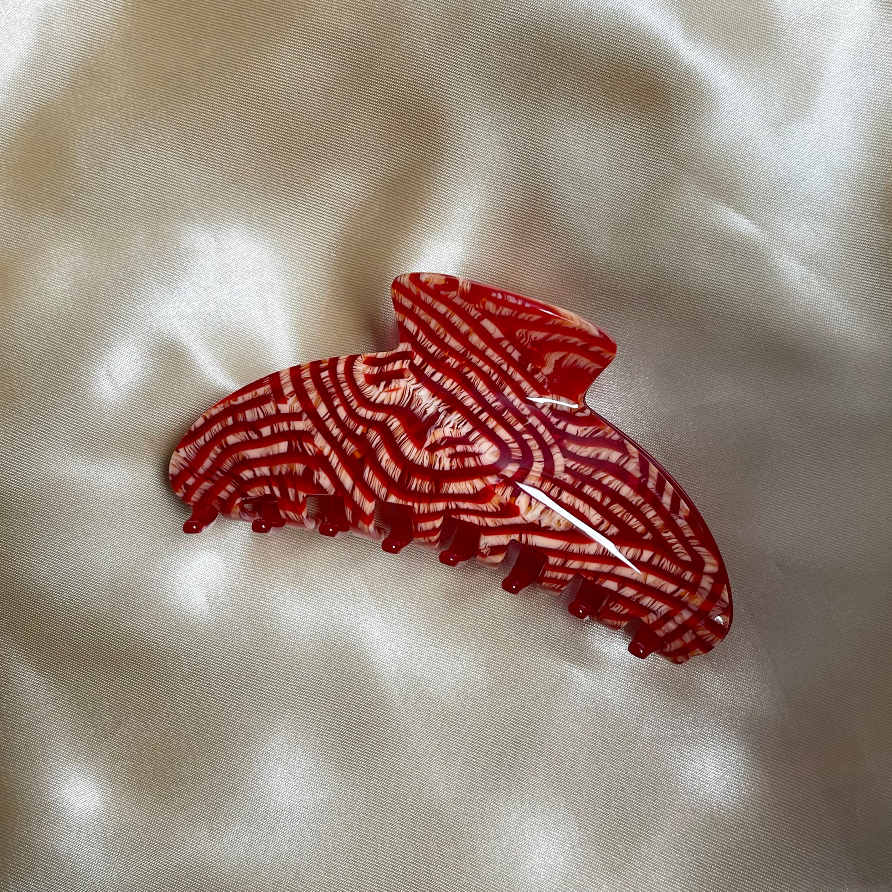 XL CLAW in Red Gemini