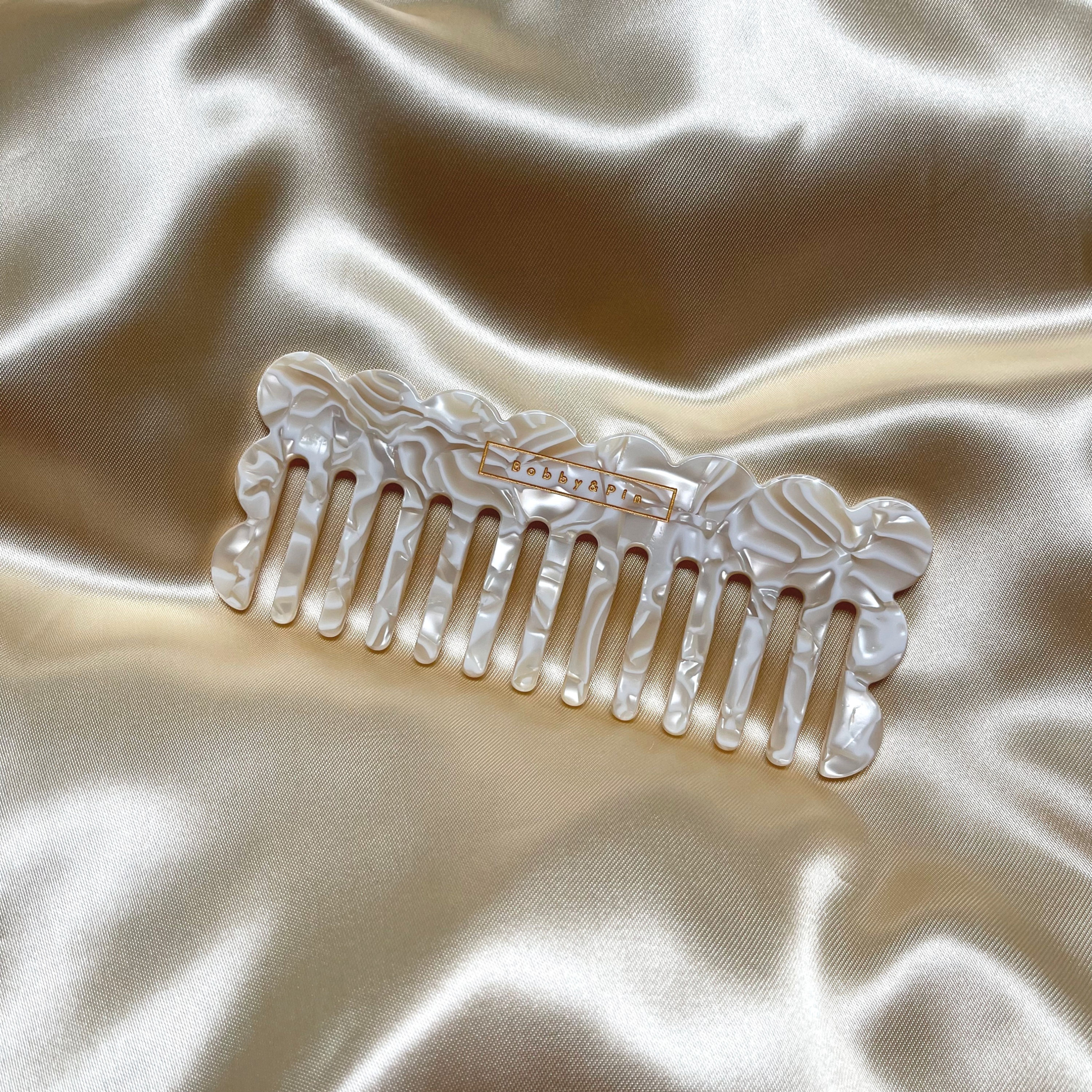 HEIDI COMB in Marzipan