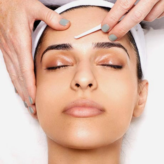b-dermaplaning.jpeg