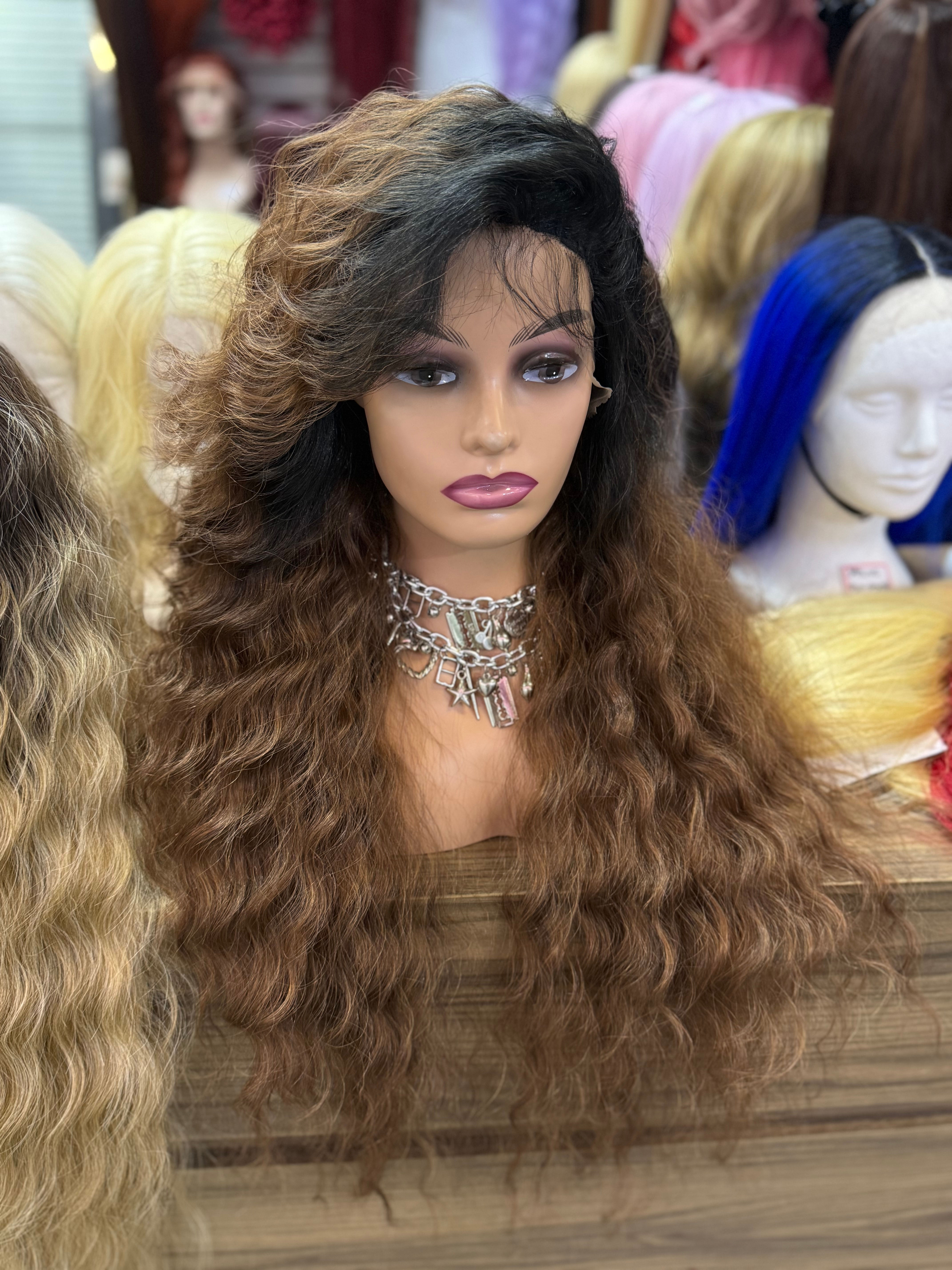 Front lace marrom ombrehair ondulada 75cm fibra bio uso diário promoção tela hd