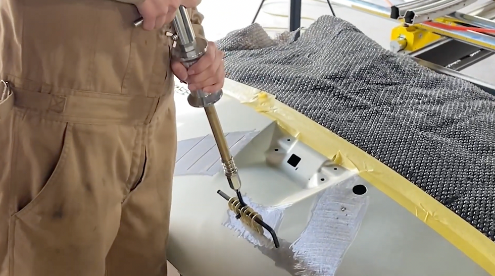 サムネイル： 100Vで使える エフディエム 小型スタッド溶接機 ウルトラスポットNANO【トローリー別売り】