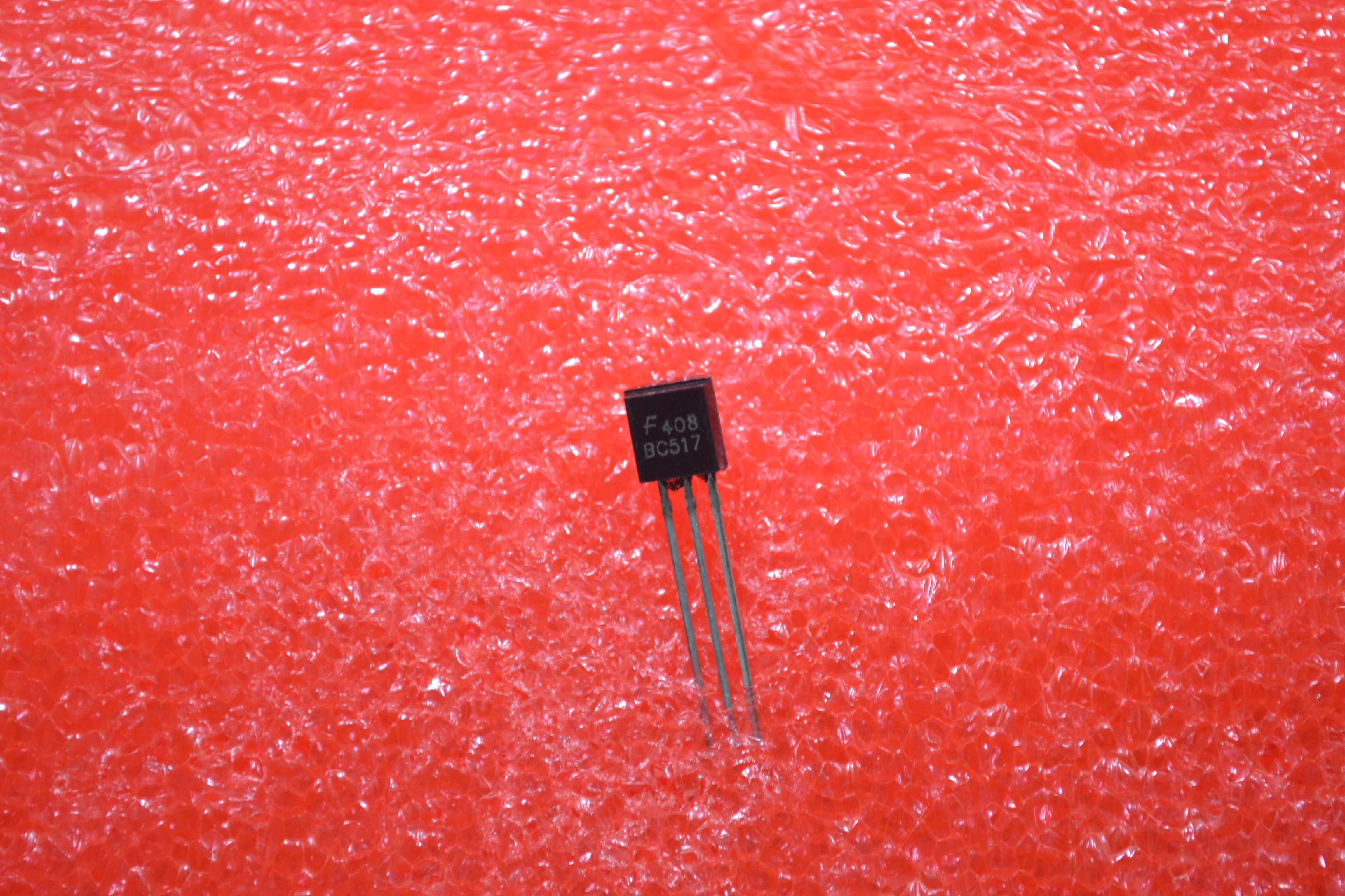 Transistor NPN BC517