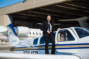 Da profuga ad aviatrice intorno al globo