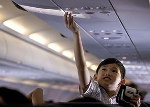 Aereo vietato ai minori