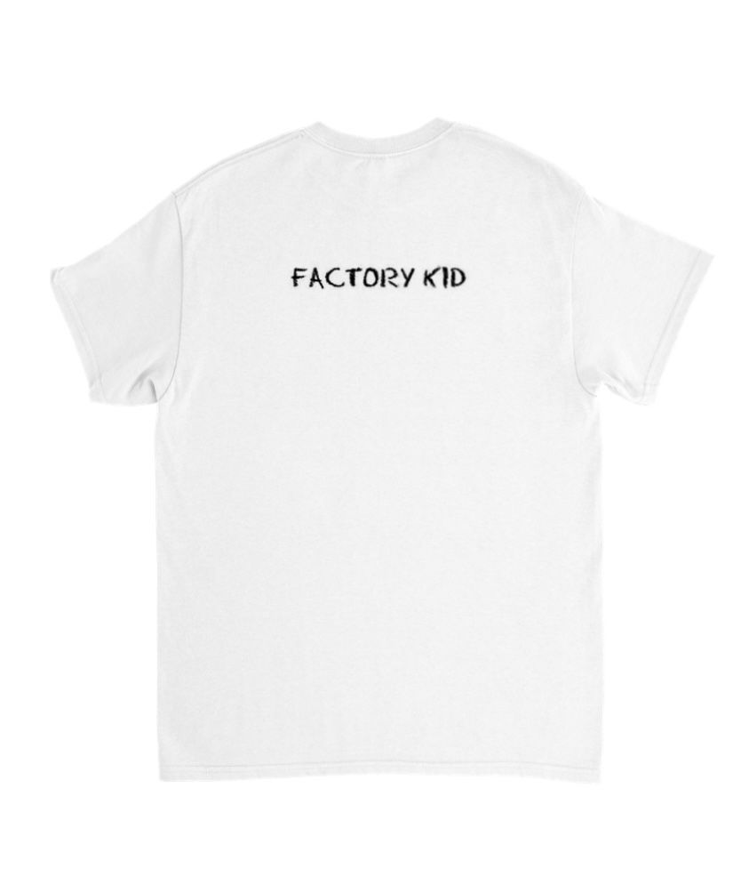 Thumbnail: Green Leaf Attire - Paris, France 🇫🇷 hat and t-shirt via Fact