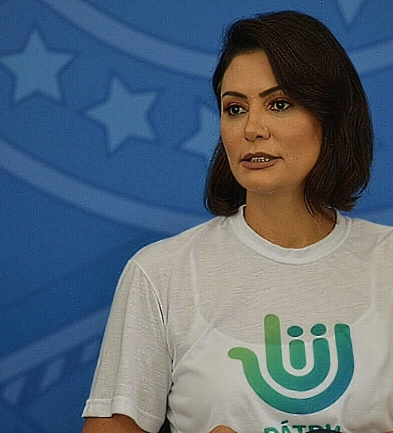 SEGURANÇA DE MICHELLE BOLSONARO É AMPLIADA APÓS ATAQUES NA INTERNET