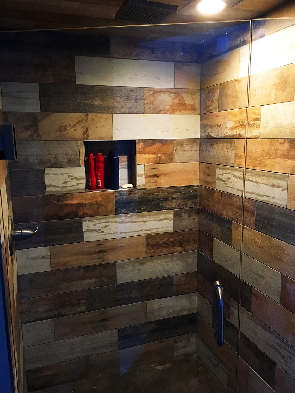 Lee Hill Luxurious Home Shower - Wild Ho