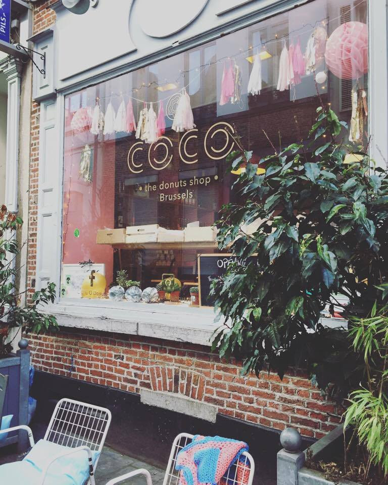 Coco Donuts Front Window - Ordinary Brussels - Lifestyle & Food Blog