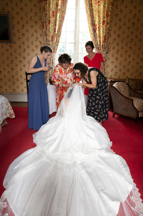 préparation de la mariée