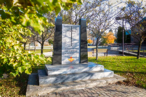 Cenotaph in tribute to veterans - Saint-Quentin (NB)