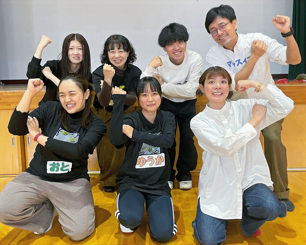 左うしろから時計回りに、ななこ・バルちゃん・わらべ・マッスィー・けちゃ・ゆうか・おと