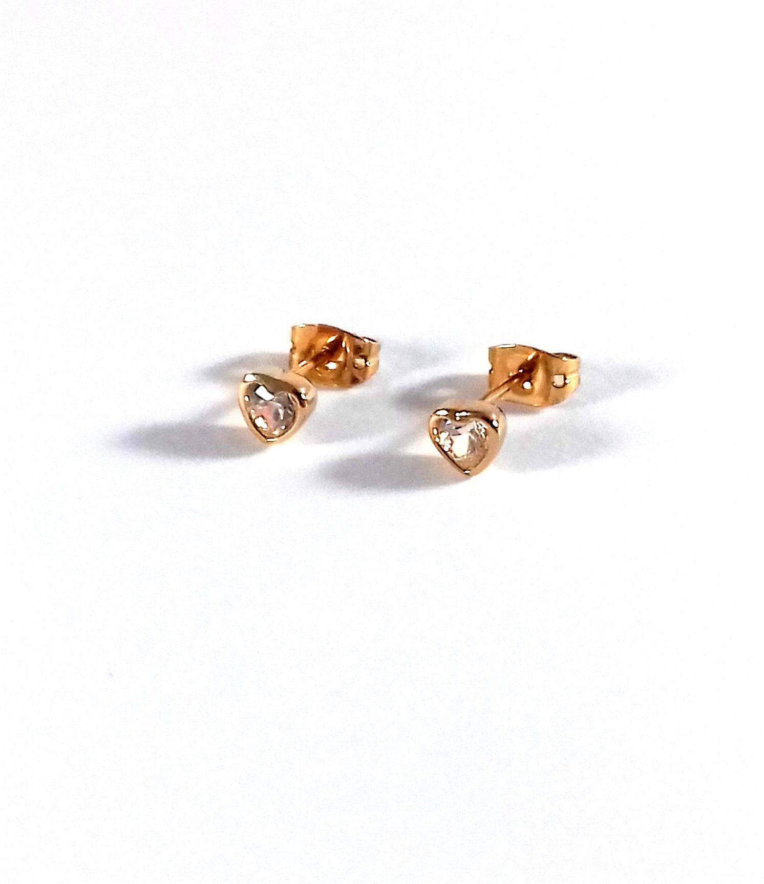 Boucles d'oreilles en cœur, plaqué or et oxyde de zirconium