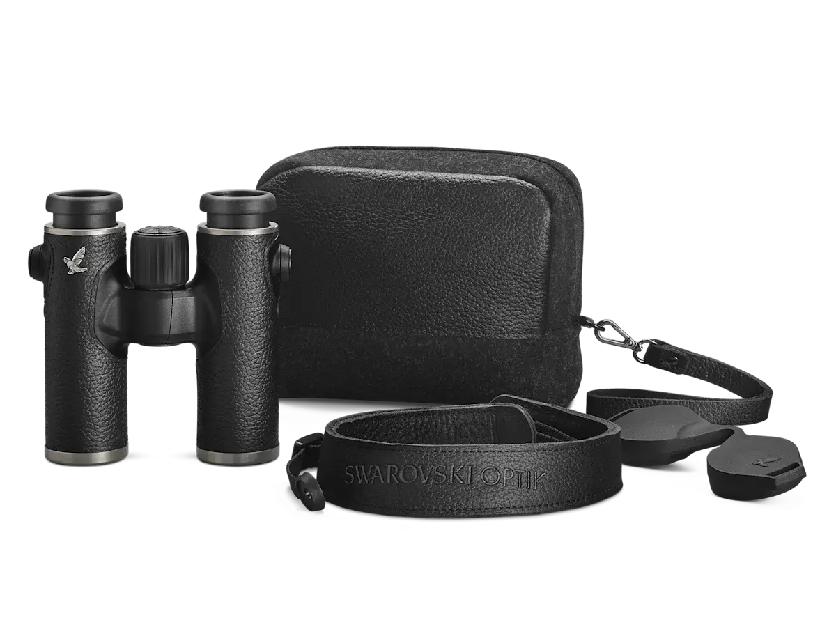 Swarovski CL Companion Habicht 8x30 – Black Leather package