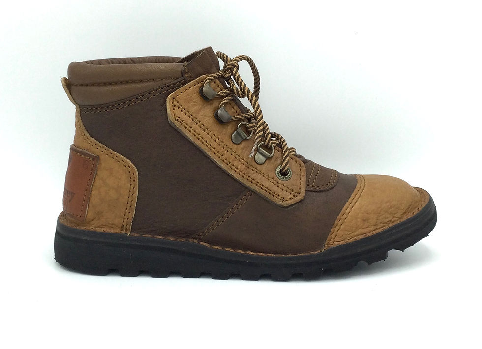Courteney safari boots for women -The Classic Courteney Safari for Women in Kudu leather - safari Supplies
