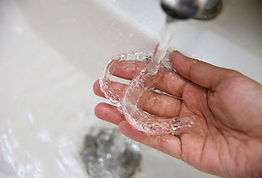 Usage and Caring for your aligners