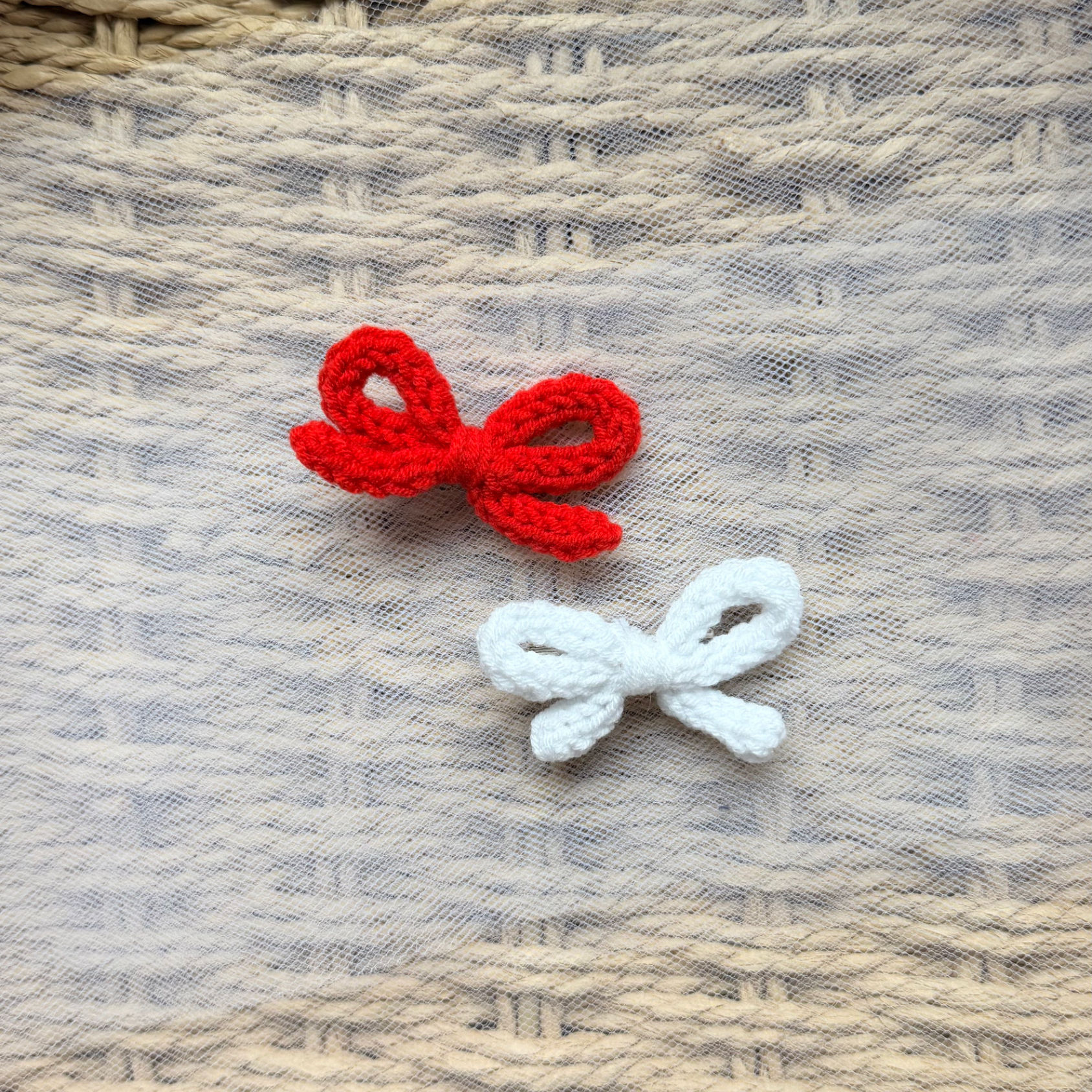Knitted Bows