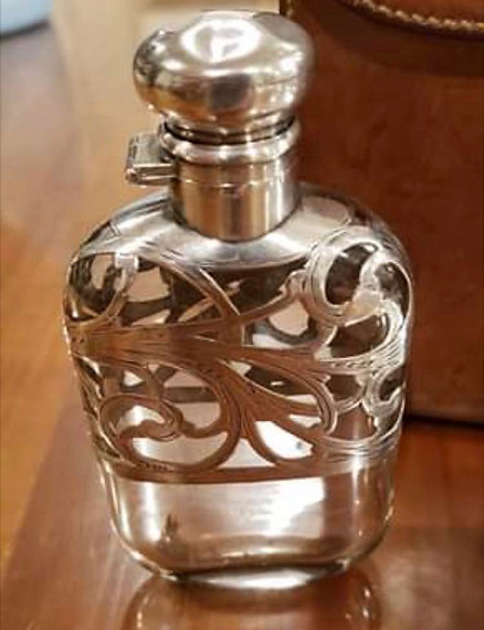 flask krissy.jpg