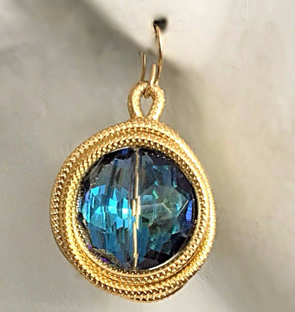 Medium Crystal Nest Earrings