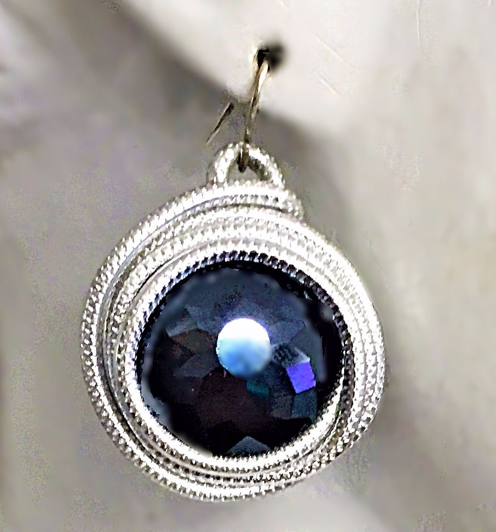 Thumbnail: Medium Crystal Nest Earrings