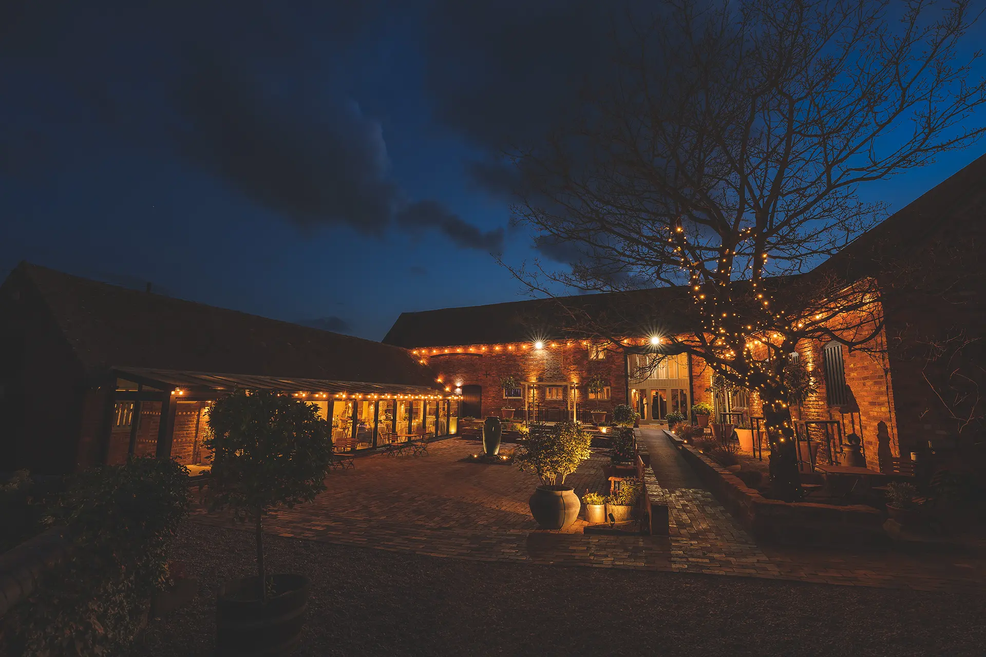 The Radiant Fox at Curradine Barns Christmas Showcase
