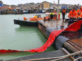 Using Lamor’s Foam Filled Oil Boom (FOB) for Nearshore and Port Use.