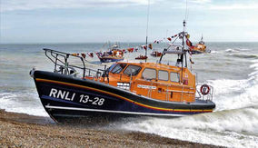 HASTINGS SHANNON LIFEBOAT GETS THE DUROWIPERS TREATMENT