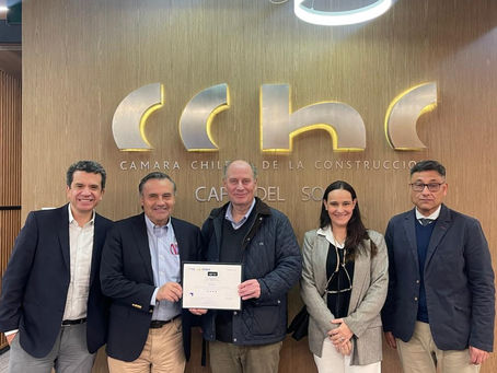 Reconocimiento de excelencia en Seguridad y Salud Laboral cchc