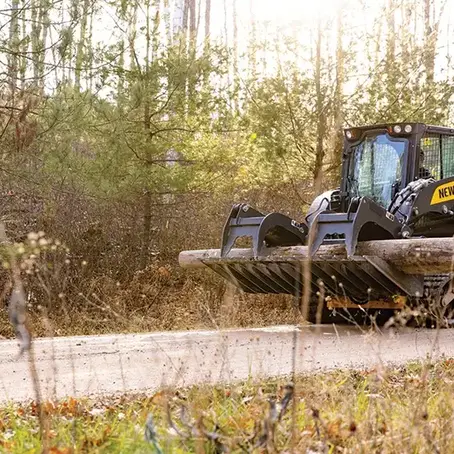 New Holland C327 compact track loader, official New Holland Construction product photo