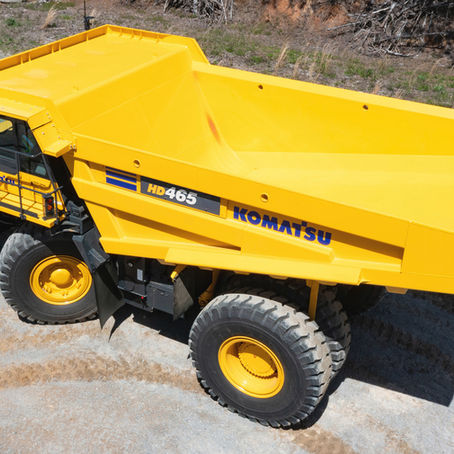 Komatsu equipment at a jobsite; Komatsu Financial is the company's own captive finance arm, official Komatsu product photo