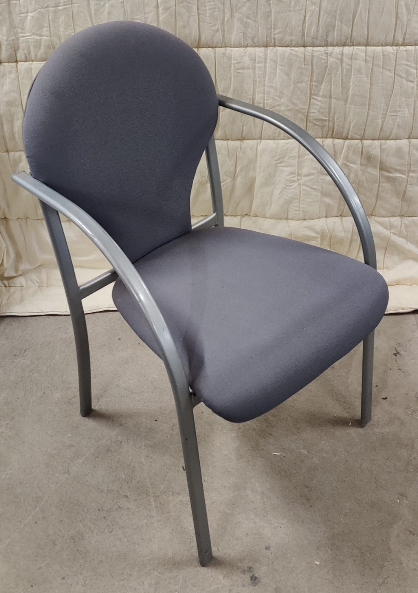 25068 - Siège réunion