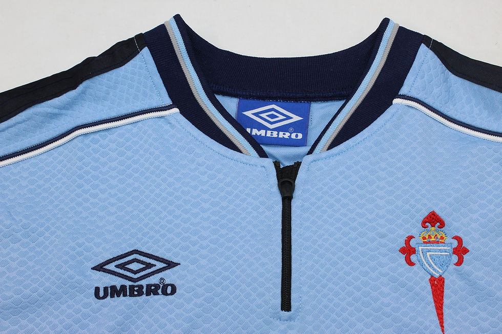 Miniatura: CELTA DE VIGO 2000