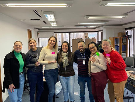 Um viva às amizades