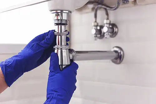 ss-blue-gloves.webp
