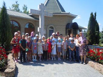 ПРИШКІЛЬНИЙ ТАБІР. ЕКСКУРСІЯ ДО СПАСОПРЕОБРАЖЕНСЬКОГО МИКОЛО-ВАСИЛІВСЬКОГО МОНАСТИРЯ В СЕЛІ МИКІЛЬСЬ