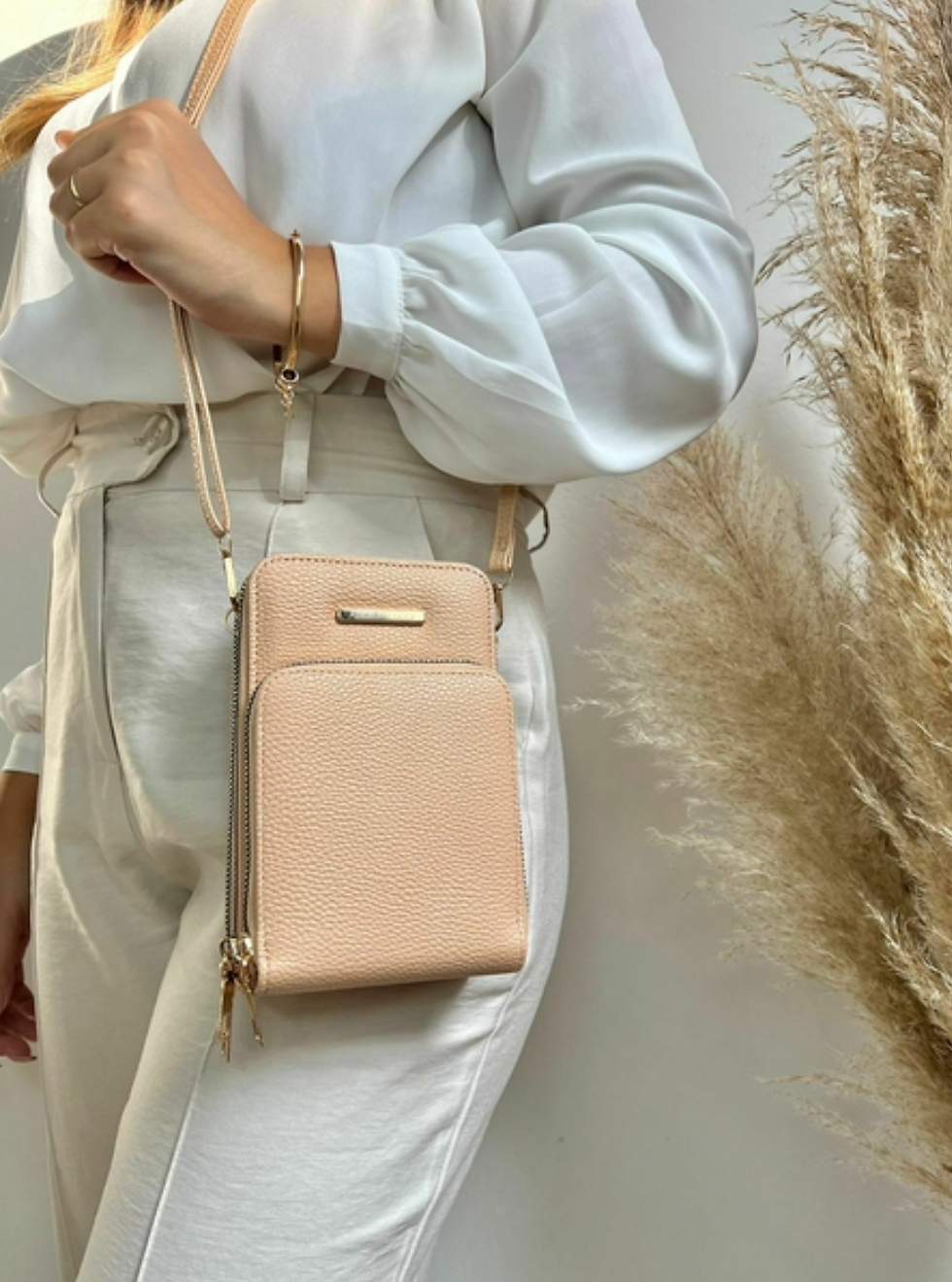 Bolsa Feminina Pequena Tipo Carteira De Celular Com Alça Transversal