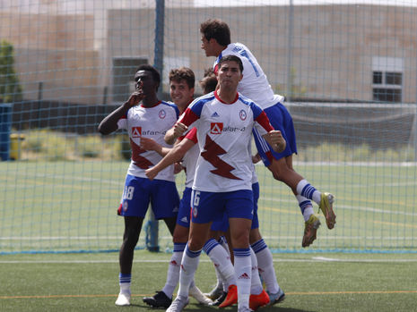 El filial arranca el playoff con empate