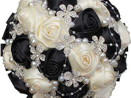 Black and White Wedding Bouquets and Flower Finds