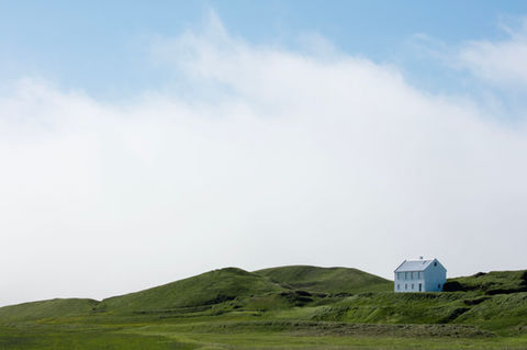 The Nomad and the Houses