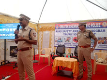 சென்னை போக்குவரத்து காவல் தெற்கு மாவட்டம் சார்பில் பொதுமக்களுக்கு இலவச கண் சிகிச்சை முகாம்.