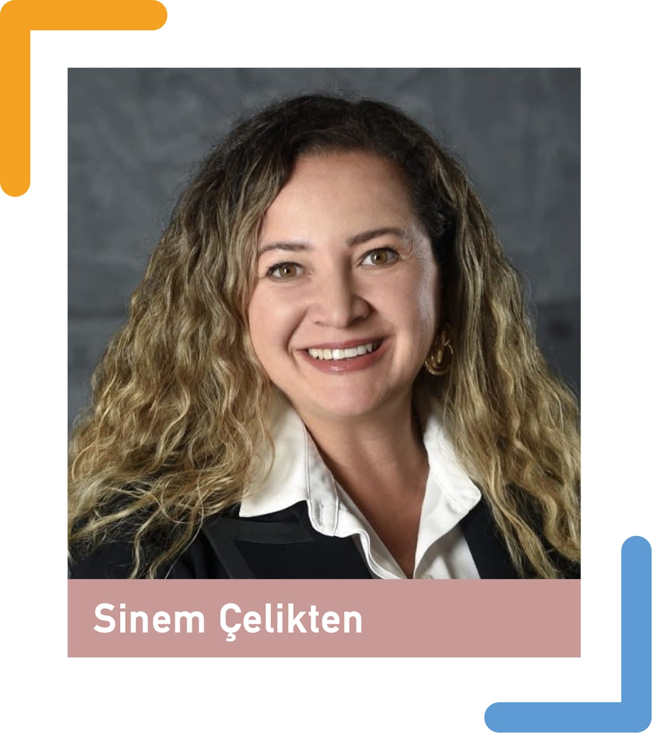 Yazarın fotoğrafı: Sinem Çelikten