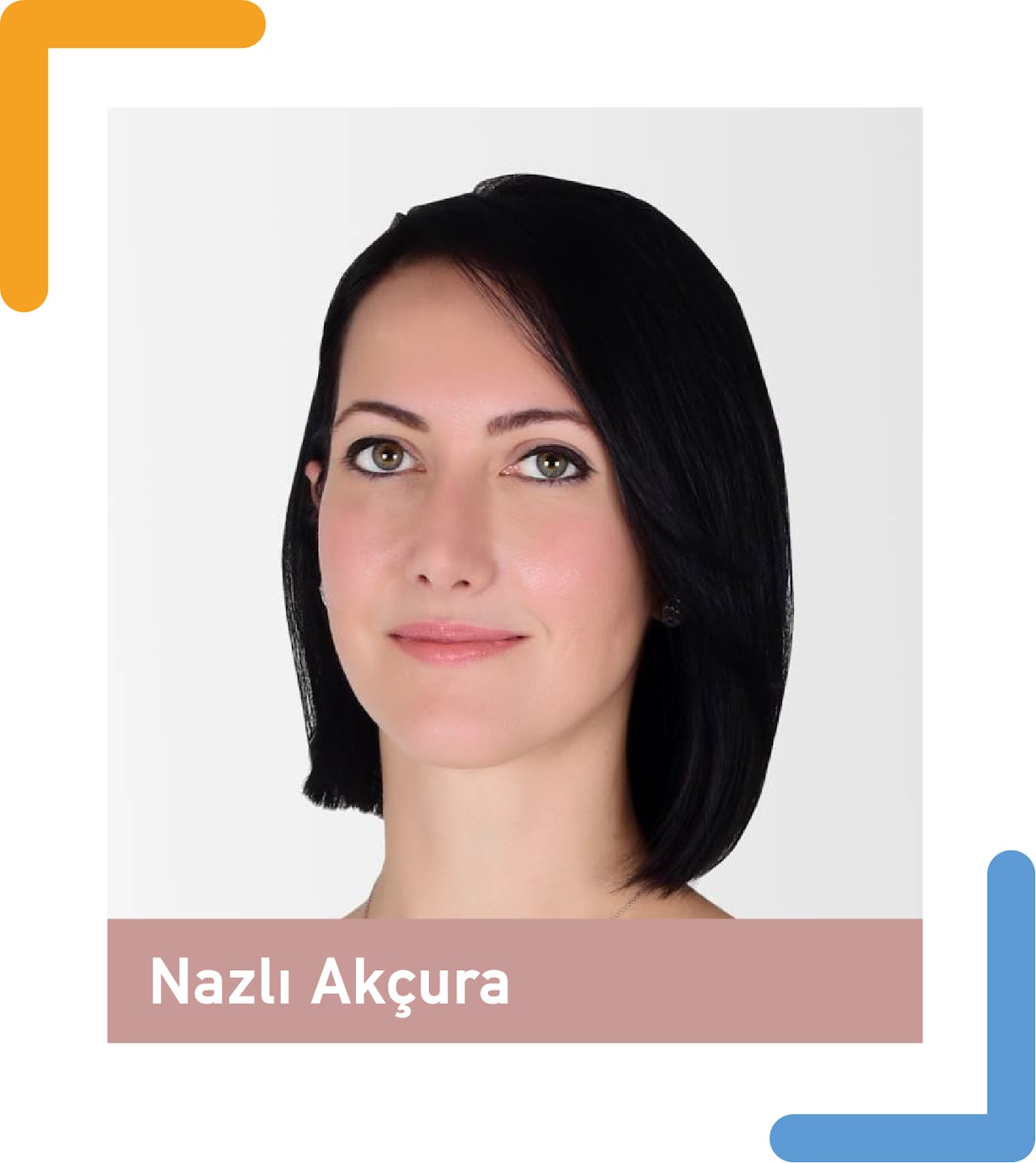 Yazarın fotoğrafı: Nazlı AKÇURA