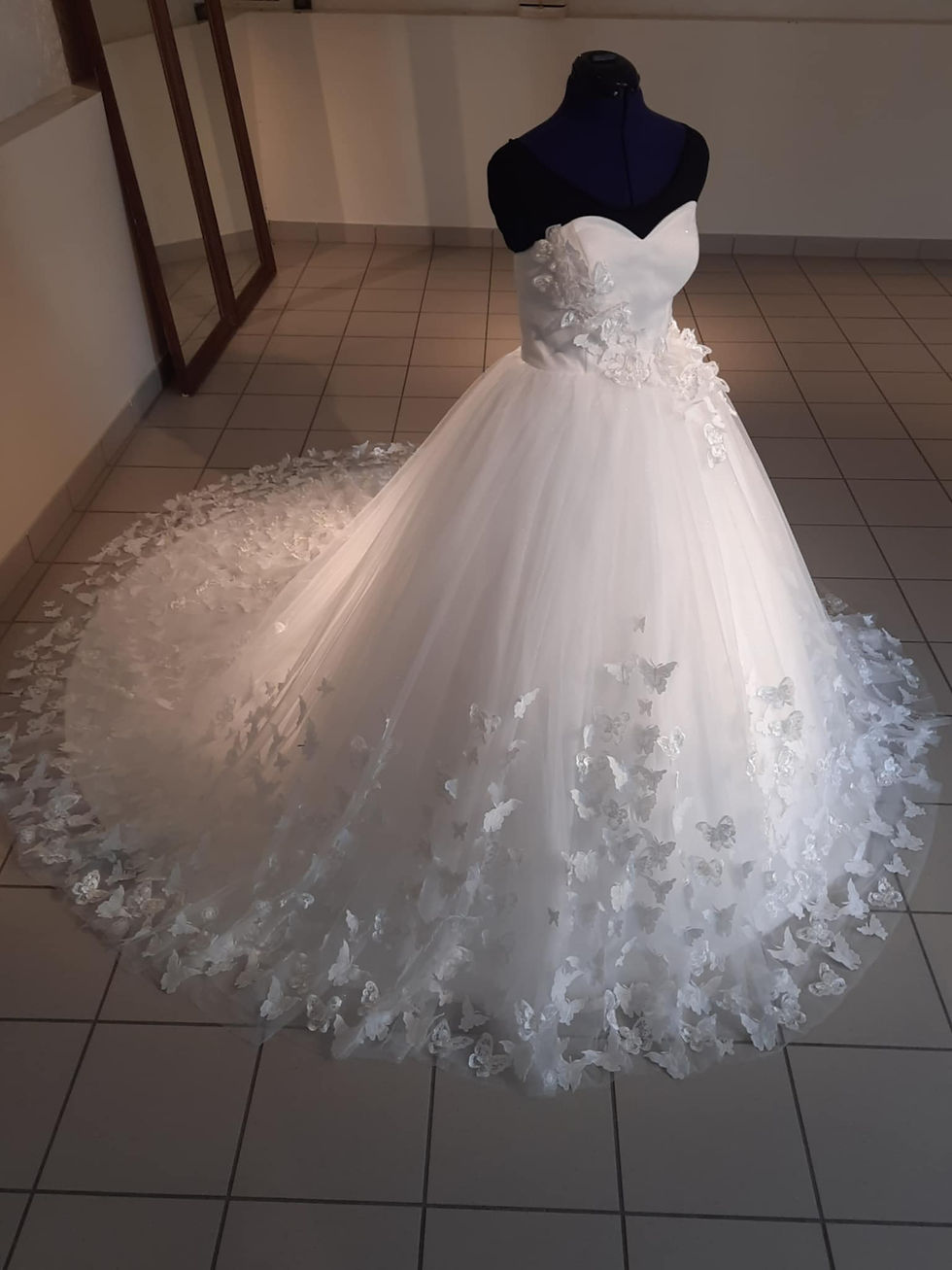Robe Butterfly